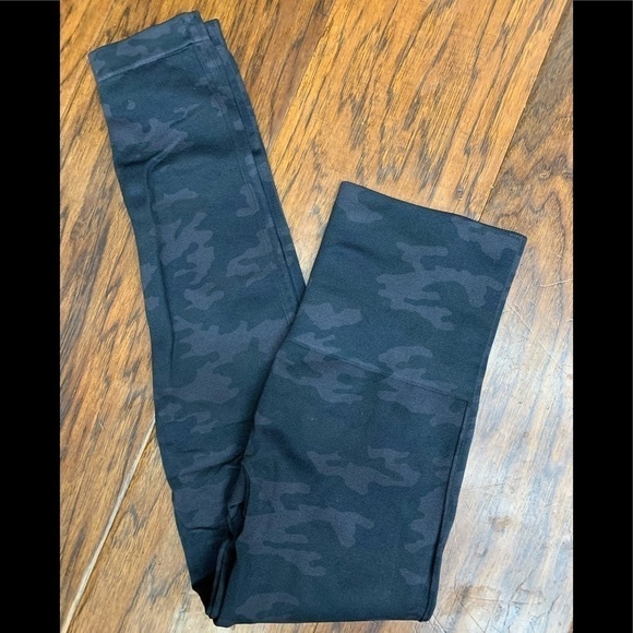 Spanx camouflage leggings - Picture 1 of 5